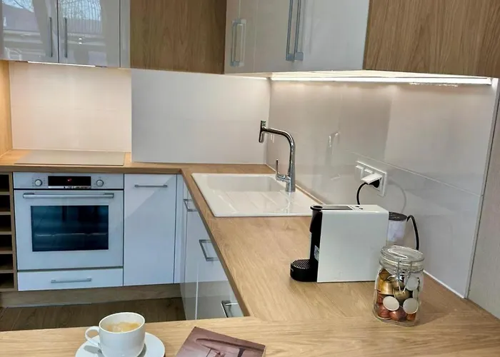 公寓 Polna 23 32 *